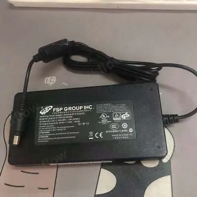 Hikvision DS-3T0510HP-E/HS 8 Port Gigabit Hi-PoE + 2 SFP Endüstriyel PoE Switch