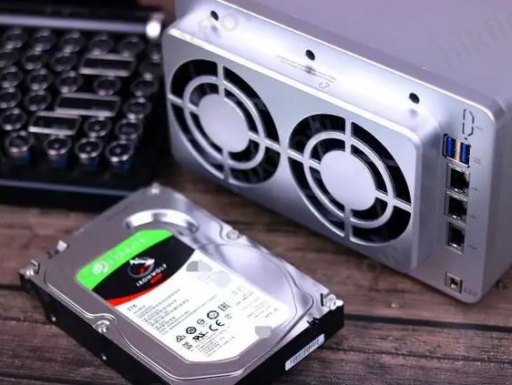 Seagate IronWolf 14TB 7200RPM 256MB SATA3 HDD (ST14000VN0008)